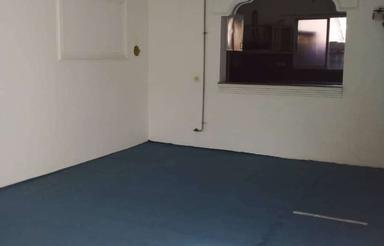 90 متری حیاط مشترک