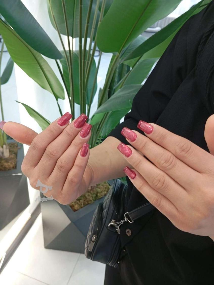 نیازمند مدل برای کاشت ناخن