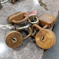 قفل قدیمی پهلوی