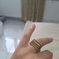 انگشتر ونیم ست هر کدام 150 هزار تومن