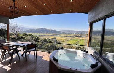 ویلا جکوزی دار با ویو ابدی بابلکنار