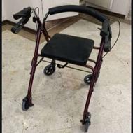 واکر چرخدار