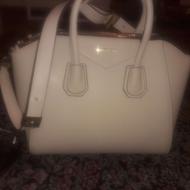 کیف رو دوشی جیوانچی