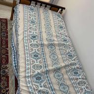 تخت فلزی به همراه تشک