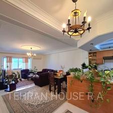 85 متری  خوش نقشه  با آسانسور  خ انقلاب 