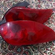 یه جفت خطر 206 مارک مدرن