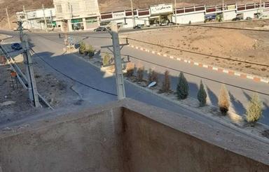 آپارتمان نوساز75متری برخیابان