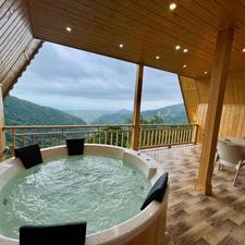 اجاره روزانه کلبه جنگلی2خواب با جکوزی ویو جنگل