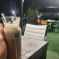 به یک نیروی جوان اقا