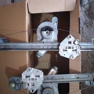 شیشه بالابر جلو و عقب ال 90سمت راست