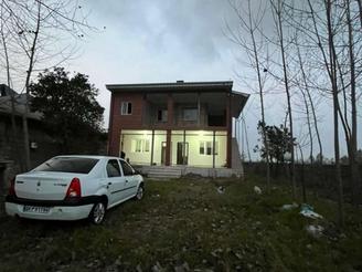 زمین با خانه