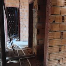 سلام نیرو کار برای کار لوله کشی گاز