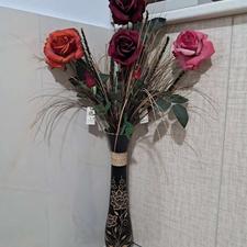 گل با گلدون چوبی زیبا