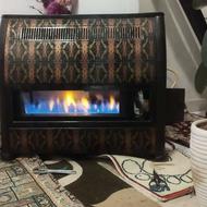 بخاری کار کرده سالم شیشه نداره