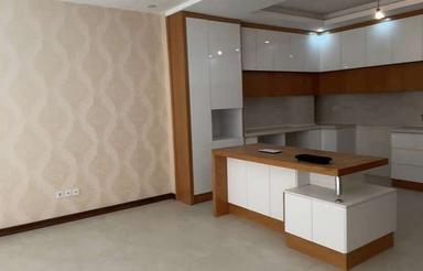 فروش آپارتمان نوساز . سه خواب . خیابان رزمندگان