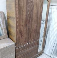 کمد لباس با رخت آویز