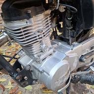 یک دسگاه موتور سیکلت 125 الگانس