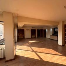 اجاره آپارتمان 160 متر در نظر میانی