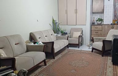 50 متری طبقه اول