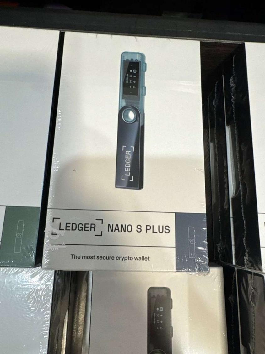 کیف پول های سخت افزاری، لجر ، کول ولت، سیف پل،ترزر