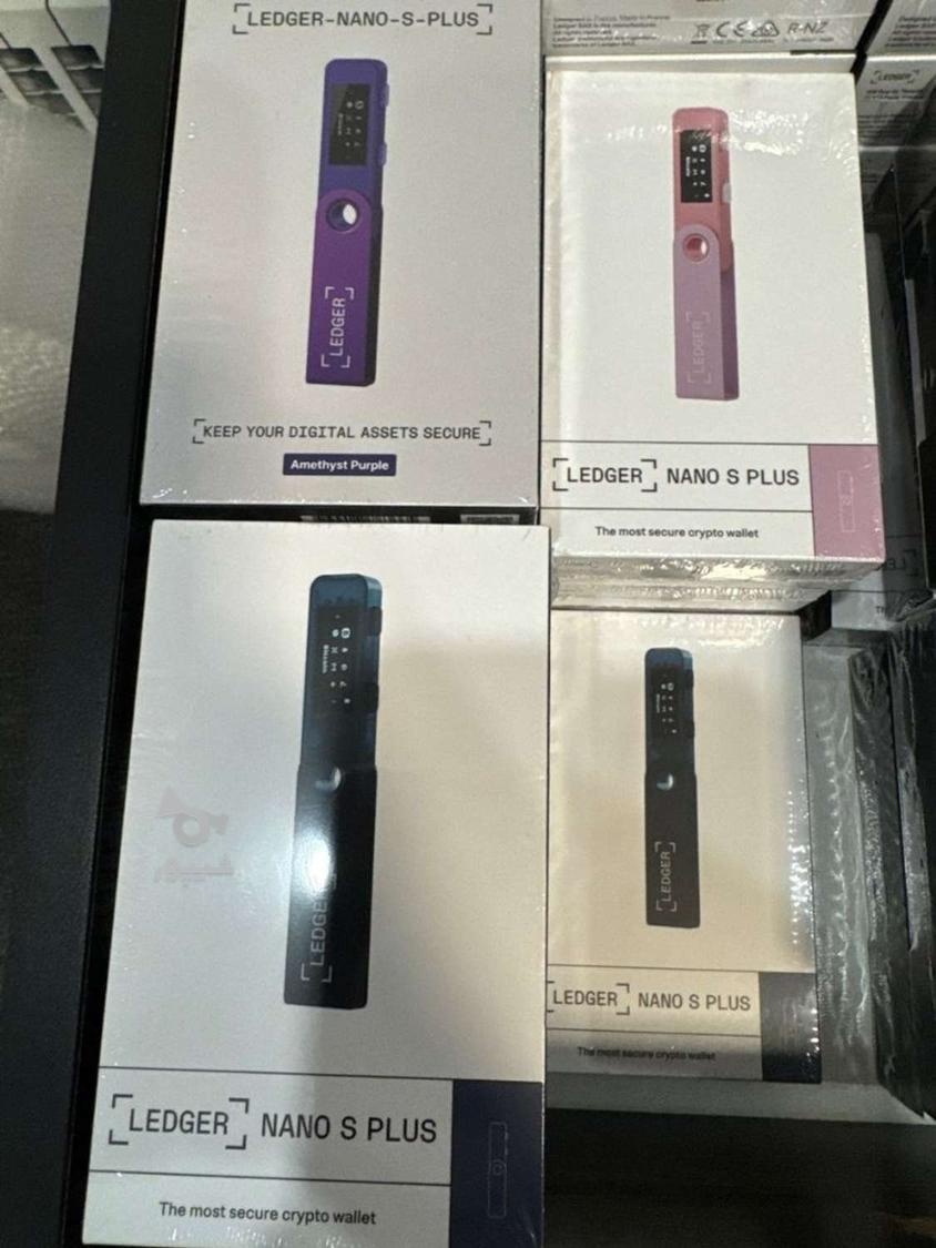 کیف پول های سخت افزاری، لجر ، کول ولت، سیف پل،ترزر