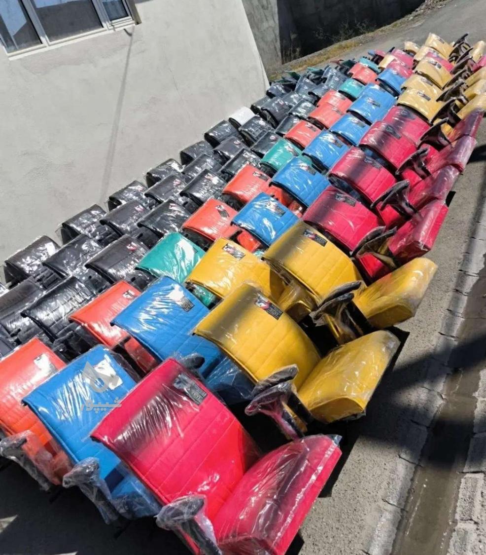 پخش عمده انواع صندلی جکدار اداری و مدیریتی و آرایشگاهی