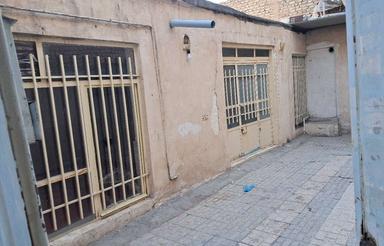 1عدد خانه دربست حیاط دار 15دقیقه تا حرم