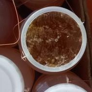 عسل طبیعی تهیه شده چهارمحال بختیاری