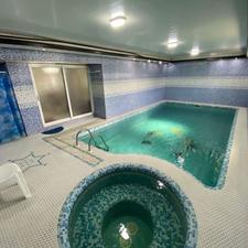 اجاره روزانه ویلا استخردار 2خواب در مرکز شهر