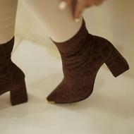 بوت استرج پلنگی جلو فلز