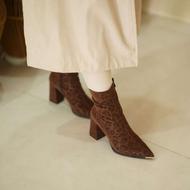 بوت استرج پلنگی جلو فلز