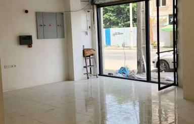 مفازه استاد معین