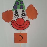 کاردستی و کارهای هنری مدارس پذیرفته میشود