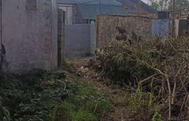 زمین مسکونی 2100 متر همراه با ویلا در حال سکونت