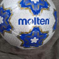 توپ فوتبال molten