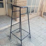 چهار پایه اهنی