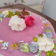 رانر و رومیزی روبان دوزی شده