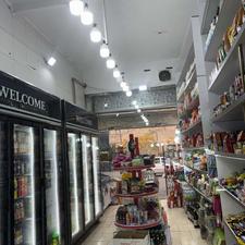 فروشنده سوپرمارکت