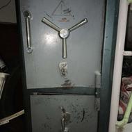 فروش گاوصندوق با ارتفاع 1 متر