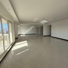 فروش پنت هاوس 200 متر/نوساز/دید دریا و کوه/در خیابان جمهوری