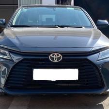 تویوتا یاریس خاکستری متالیک 2023 ترخیص 2025