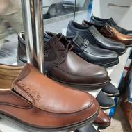 کفش زنانه و مردانه