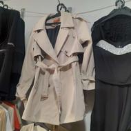 بارونی کرم رنگ با دوخت مزونی