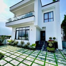 فروش ویلا لوکس 330 متر در سعادت آباد،شهرکی