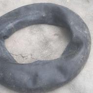 یک عدد تیوپ عقب تراکتور 455.سایز 12.11.28