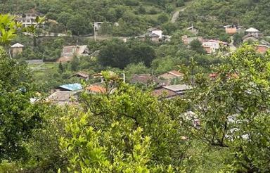 215 متر زمین با چشم انداز ابدی و کاربری مسکونی