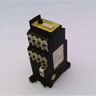 کنتاکتور فرمان مولر