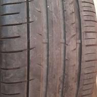 یک حلقه لاستیک 255/35/18 دانلوپ