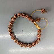 دستبند رودراکشا آکبند