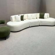 مبل راحتی آریا با کلاف چوب روس